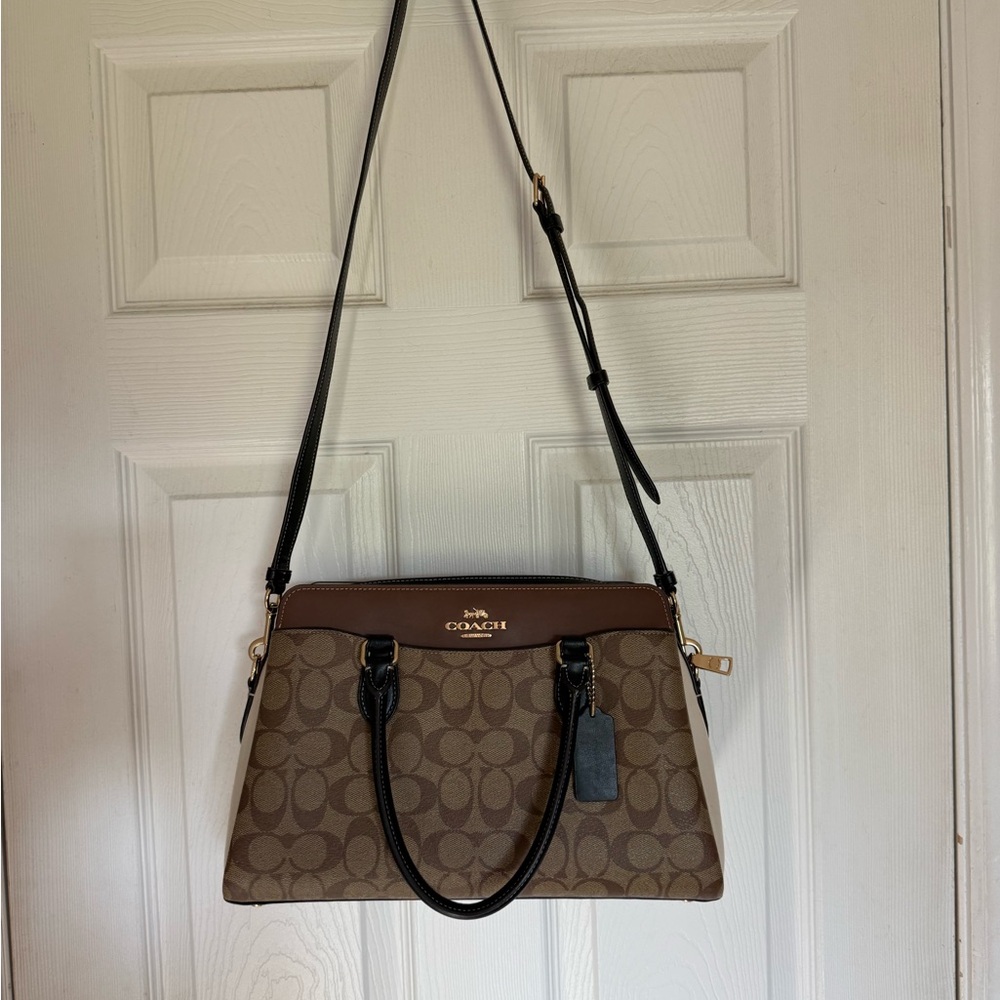 LIKE NEW!!! Coach Tan/Brown Signature Satchel with Black Trim